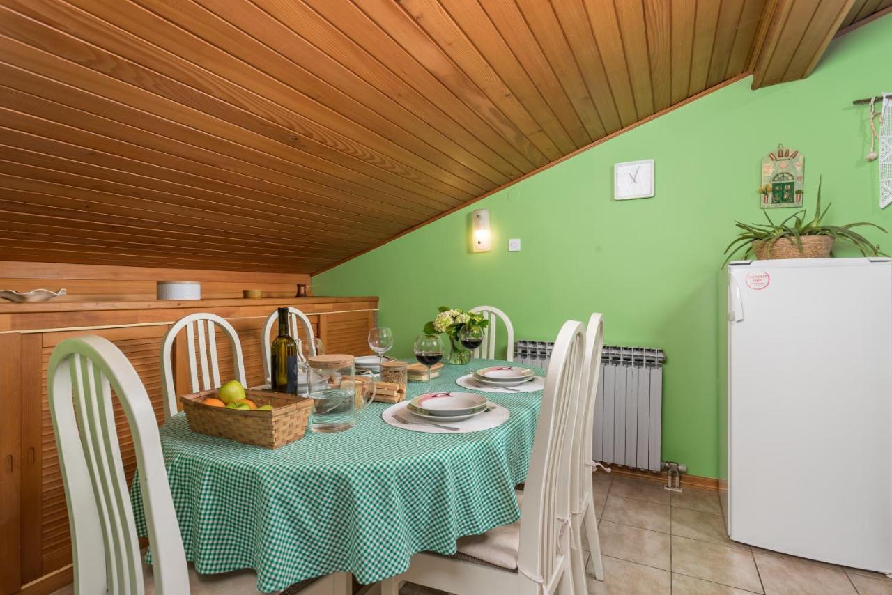 Apartment Magda With A Parking Space And Sea View Rijeka Exterior foto